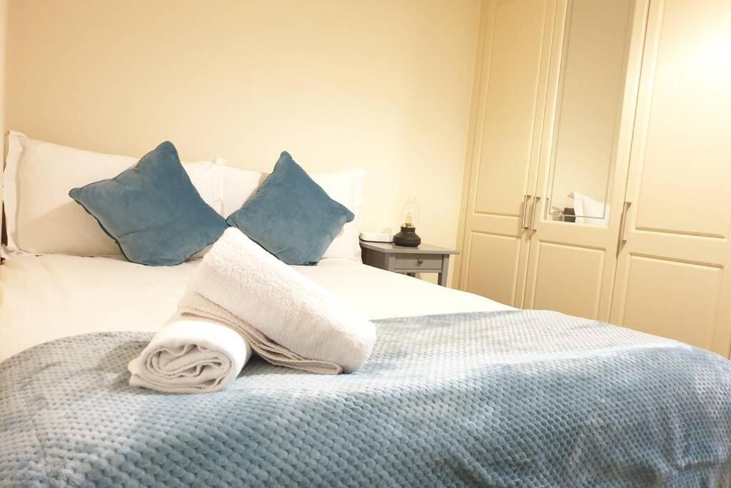 Large 3 Bed, Galway City Centre Exterior foto