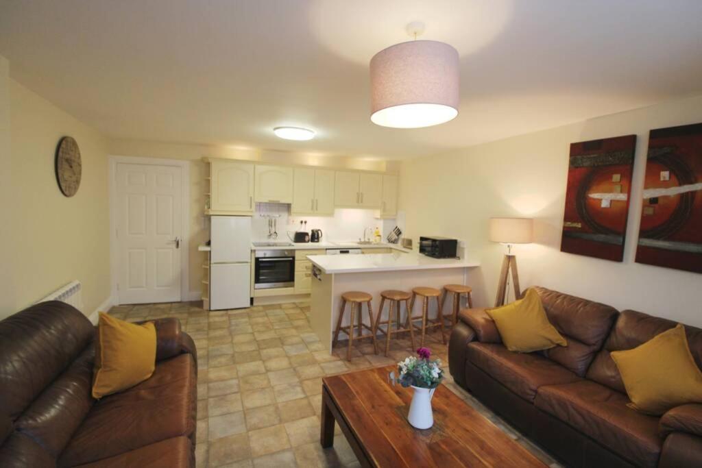 Large 3 Bed, Galway City Centre Exterior foto