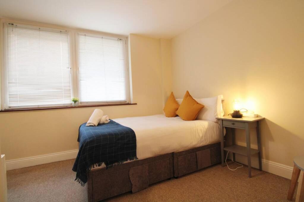Large 3 Bed, Galway City Centre Exterior foto